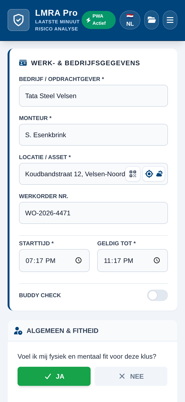 LMRA Pro app op een smartphone: digitaal LMRA-formulier met veiligheidsvragen, GPS-locatie en handtekening